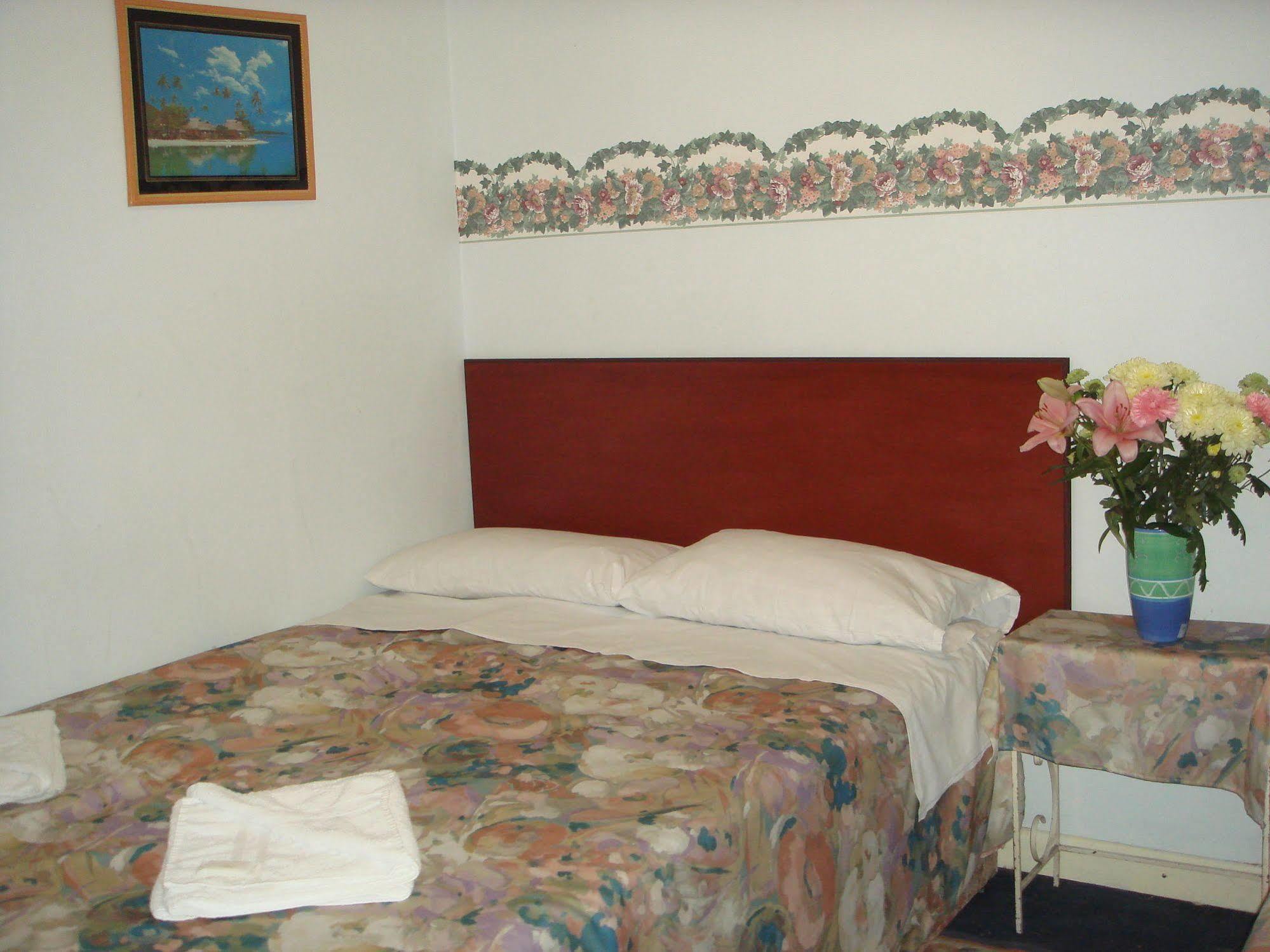 Regency Court Hotel Лондон Экстерьер фото